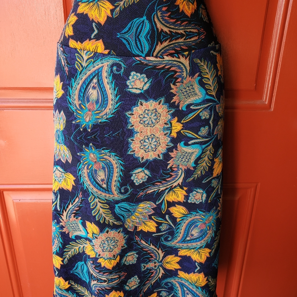 SOLD Lularoe Cassie